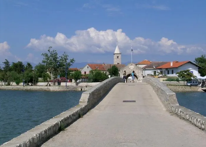 In With Terrace, Air Conditioning, Wi-fi *