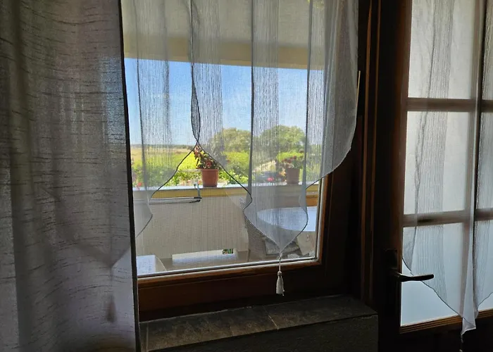 In With Terrace, Air Conditioning, Wi-fi